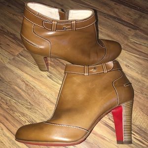 Authentic Christian Louboutin Brown Et D’un Plato